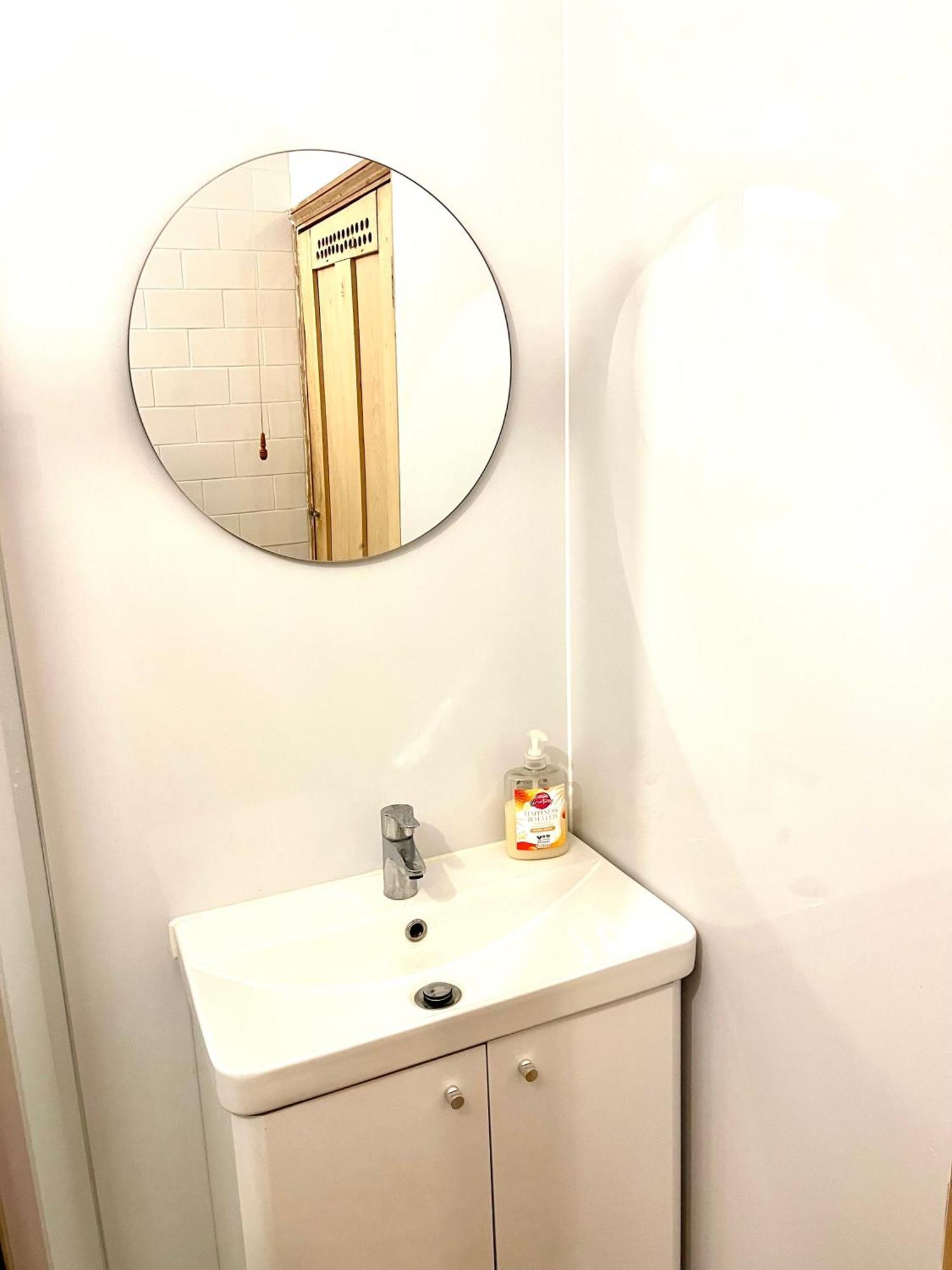 Central London Waterloo - Private Rooms In Shared Apartment Екстериор снимка