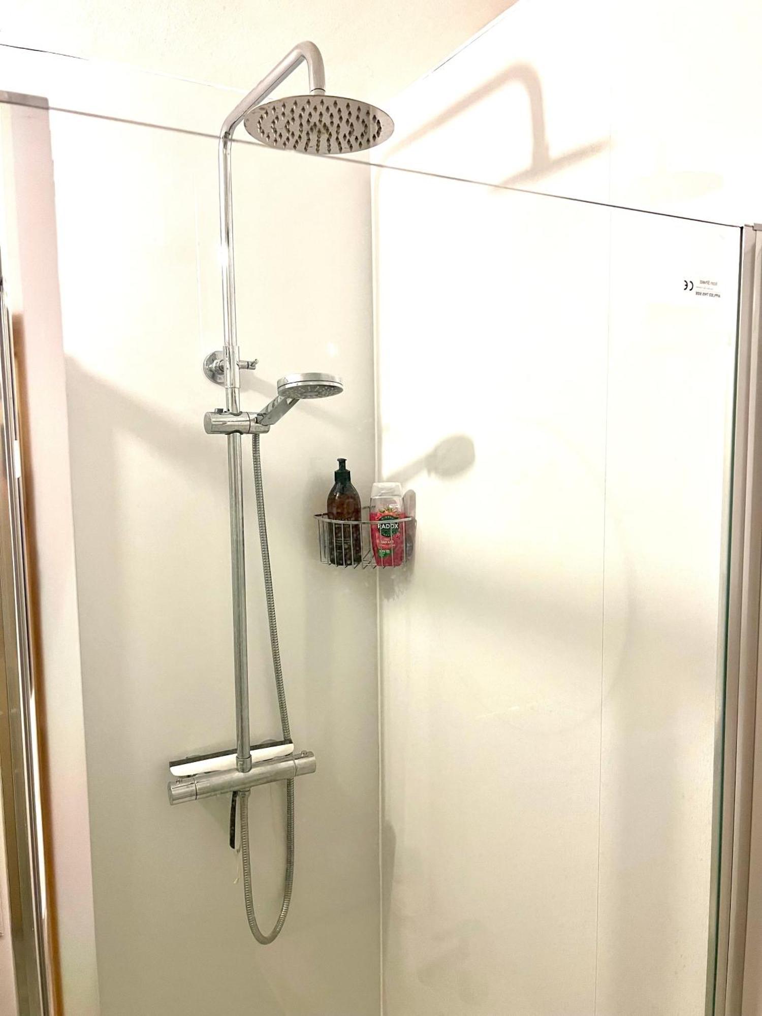 Central London Waterloo - Private Rooms In Shared Apartment Екстериор снимка